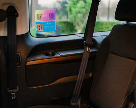 Серый Тойота Proace Verso, объемом двигателя 2 л и пробегом 313 тыс. км за 35000 $, фото 48 на Automoto.ua