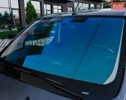 Серый Тойота Proace Verso, объемом двигателя 2 л и пробегом 313 тыс. км за 35000 $, фото 20 на Automoto.ua