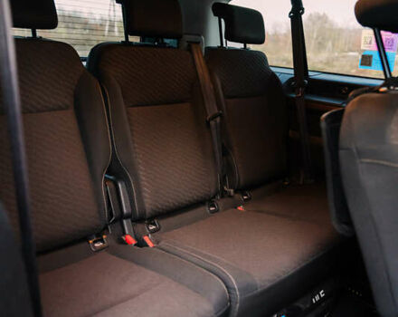 Серый Тойота Proace Verso, объемом двигателя 2 л и пробегом 313 тыс. км за 35000 $, фото 51 на Automoto.ua