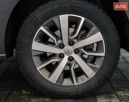 Сірий Тойота Proace Verso, об'ємом двигуна 2 л та пробігом 234 тис. км за 35000 $, фото 17 на Automoto.ua