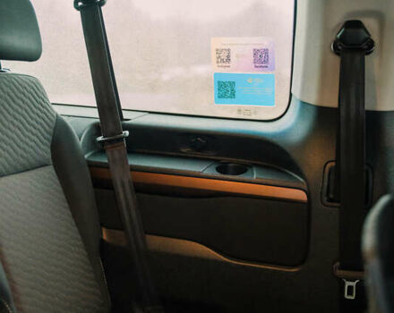 Сірий Тойота Proace Verso, об'ємом двигуна 2 л та пробігом 234 тис. км за 35000 $, фото 49 на Automoto.ua