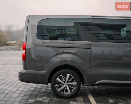 Сірий Тойота Proace Verso, об'ємом двигуна 2 л та пробігом 234 тис. км за 35000 $, фото 6 на Automoto.ua