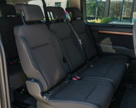 Серый Тойота Proace Verso, объемом двигателя 2 л и пробегом 229 тыс. км за 35000 $, фото 47 на Automoto.ua