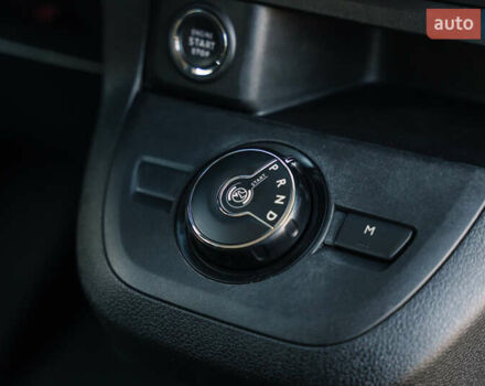 Серый Тойота Proace Verso, объемом двигателя 2 л и пробегом 229 тыс. км за 35000 $, фото 56 на Automoto.ua