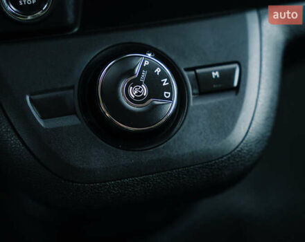 Сірий Тойота Proace Verso, об'ємом двигуна 2 л та пробігом 212 тис. км за 38000 $, фото 36 на Automoto.ua