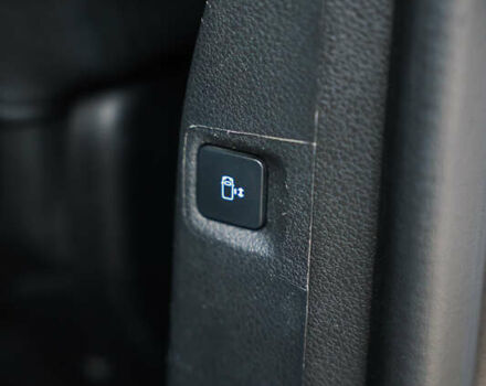 Сірий Тойота Proace Verso, об'ємом двигуна 2 л та пробігом 212 тис. км за 38000 $, фото 45 на Automoto.ua