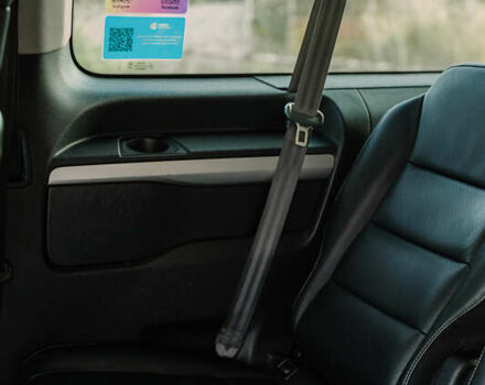 Сірий Тойота Proace Verso, об'ємом двигуна 2 л та пробігом 212 тис. км за 38000 $, фото 42 на Automoto.ua