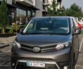 Серый Тойота Proace Verso, объемом двигателя 2 л и пробегом 212 тыс. км за 31500 $, фото 1 на Automoto.ua