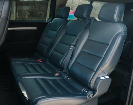 Сірий Тойота Proace Verso, об'ємом двигуна 2 л та пробігом 212 тис. км за 38000 $, фото 39 на Automoto.ua