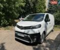 Белый Тойота Proace, объемом двигателя 1.56 л и пробегом 170 тыс. км за 17500 $, фото 1 на Automoto.ua
