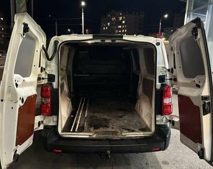 Белый Тойота Proace, объемом двигателя 0 л и пробегом 30 тыс. км за 16950 $, фото 10 на Automoto.ua
