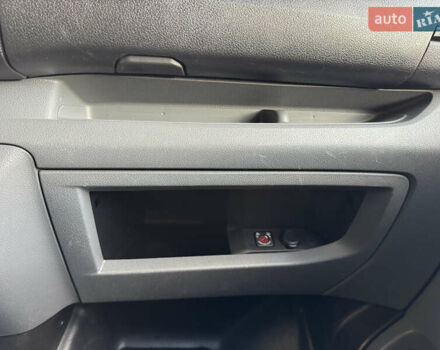 Білий Тойота Proace, об'ємом двигуна 0 л та пробігом 176 тис. км за 18999 $, фото 22 на Automoto.ua