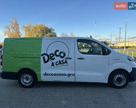 Белый Тойота Proace, объемом двигателя 0 л и пробегом 100 тыс. км за 19900 $, фото 4 на Automoto.ua