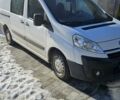 Белый Тойота Proace, объемом двигателя 2 л и пробегом 290 тыс. км за 8700 $, фото 4 на Automoto.ua