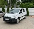 Белый Тойота Proace, объемом двигателя 2.5 л и пробегом 240 тыс. км за 7600 $, фото 1 на Automoto.ua