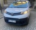 Белый Тойота Proace, объемом двигателя 1.56 л и пробегом 240 тыс. км за 14000 $, фото 1 на Automoto.ua