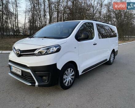 Белый Тойота Proace, объемом двигателя 2 л и пробегом 178 тыс. км за 19999 $, фото 8 на Automoto.ua