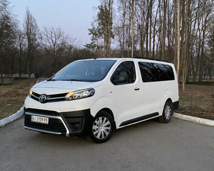 Белый Тойота Proace, объемом двигателя 2 л и пробегом 177 тыс. км за 18900 $, фото 1 на Automoto.ua