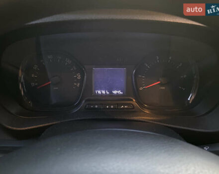 Белый Тойота Proace, объемом двигателя 2 л и пробегом 178 тыс. км за 19999 $, фото 18 на Automoto.ua