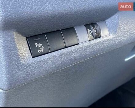 Белый Тойота Proace, объемом двигателя 1.56 л и пробегом 360 тыс. км за 12200 $, фото 25 на Automoto.ua