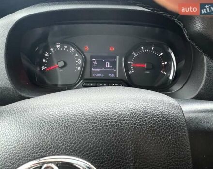 Білий Тойота Proace, об'ємом двигуна 1.6 л та пробігом 186 тис. км за 16500 $, фото 8 на Automoto.ua