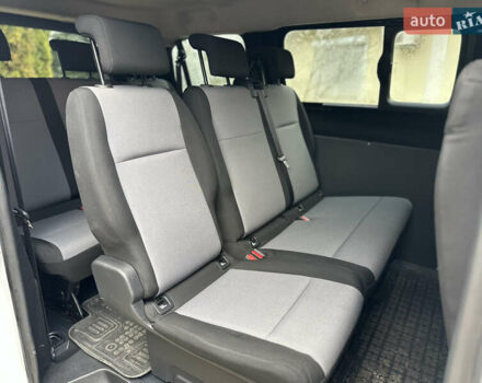 Білий Тойота Proace, об'ємом двигуна 2 л та пробігом 193 тис. км за 23950 $, фото 23 на Automoto.ua