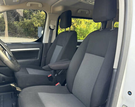 Білий Тойота Proace, об'ємом двигуна 2 л та пробігом 136 тис. км за 28500 $, фото 23 на Automoto.ua