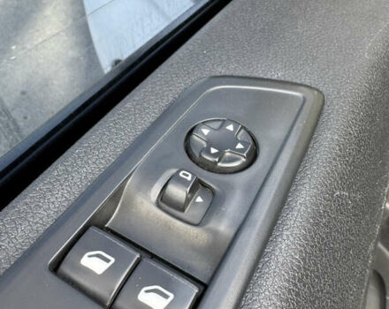 Білий Тойота Proace, об'ємом двигуна 2 л та пробігом 136 тис. км за 28500 $, фото 29 на Automoto.ua