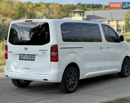 Білий Тойота Proace, об'ємом двигуна 2 л та пробігом 136 тис. км за 28500 $, фото 17 на Automoto.ua