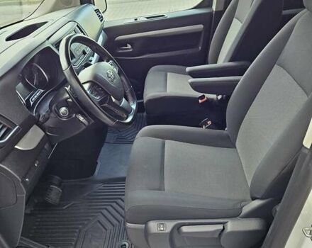 Белый Тойота Proace, объемом двигателя 2 л и пробегом 92 тыс. км за 29800 $, фото 16 на Automoto.ua