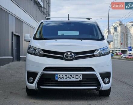 Белый Тойота Proace, объемом двигателя 2 л и пробегом 92 тыс. км за 29800 $, фото 1 на Automoto.ua