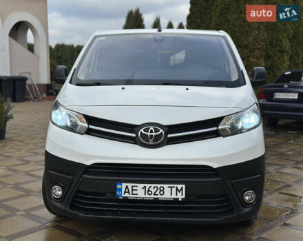 Білий Тойота Proace, об'ємом двигуна 2 л та пробігом 193 тис. км за 23950 $, фото 3 на Automoto.ua