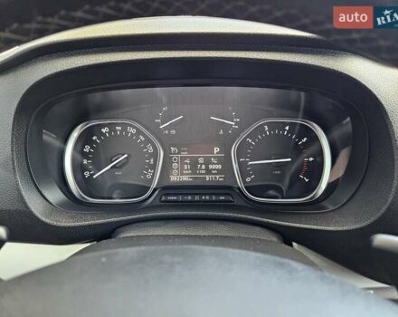 Белый Тойота Proace, объемом двигателя 2 л и пробегом 92 тыс. км за 29800 $, фото 36 на Automoto.ua
