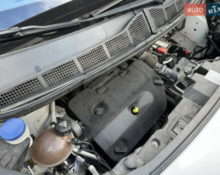 Білий Тойота Proace, об'ємом двигуна 2 л та пробігом 193 тис. км за 23950 $, фото 26 на Automoto.ua