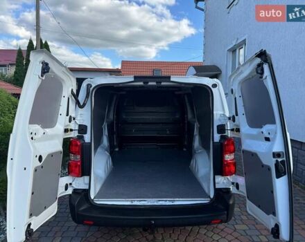 Білий Тойота Proace, об'ємом двигуна 2 л та пробігом 202 тис. км за 16700 $, фото 15 на Automoto.ua
