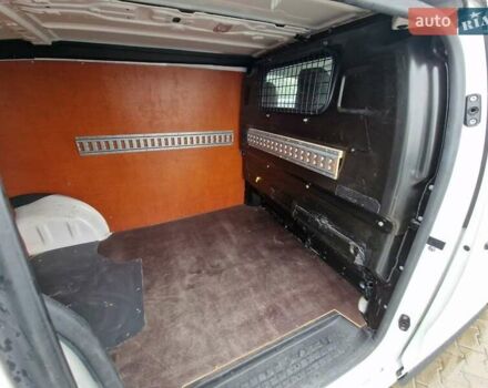 Білий Тойота Proace, об'ємом двигуна 1.5 л та пробігом 275 тис. км за 13300 $, фото 33 на Automoto.ua