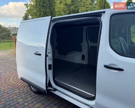 Білий Тойота Proace, об'ємом двигуна 2 л та пробігом 202 тис. км за 16700 $, фото 17 на Automoto.ua