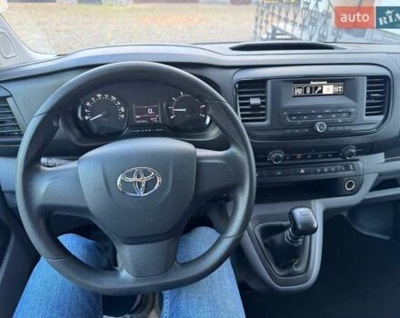 Білий Тойота Proace, об'ємом двигуна 2 л та пробігом 202 тис. км за 16700 $, фото 25 на Automoto.ua