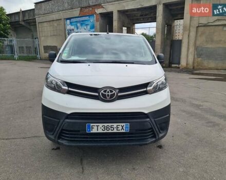 Білий Тойота Proace, об'ємом двигуна 2 л та пробігом 219 тис. км за 17300 $, фото 1 на Automoto.ua