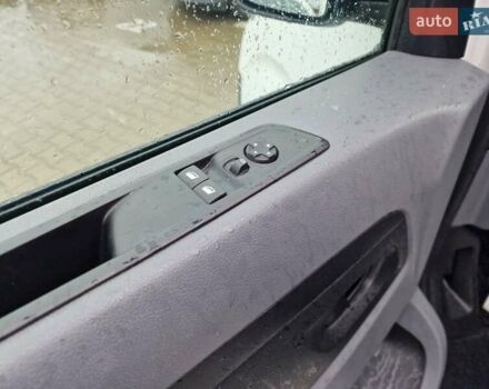 Білий Тойота Proace, об'ємом двигуна 1.5 л та пробігом 275 тис. км за 13300 $, фото 17 на Automoto.ua