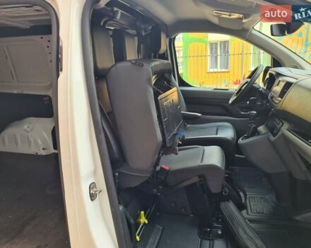 Білий Тойота Proace, об'ємом двигуна 2 л та пробігом 207 тис. км за 16999 $, фото 12 на Automoto.ua
