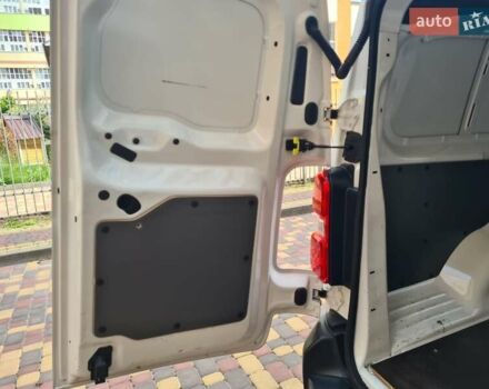 Білий Тойота Proace, об'ємом двигуна 2 л та пробігом 207 тис. км за 16999 $, фото 23 на Automoto.ua