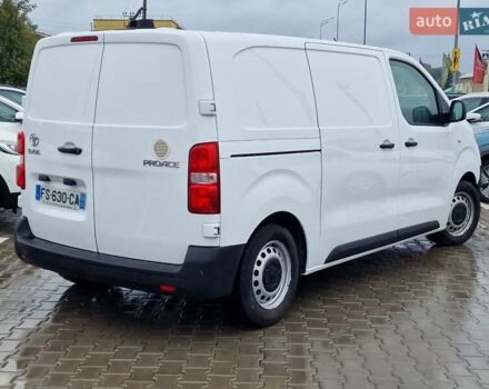 Білий Тойота Proace, об'ємом двигуна 1.5 л та пробігом 275 тис. км за 13300 $, фото 10 на Automoto.ua