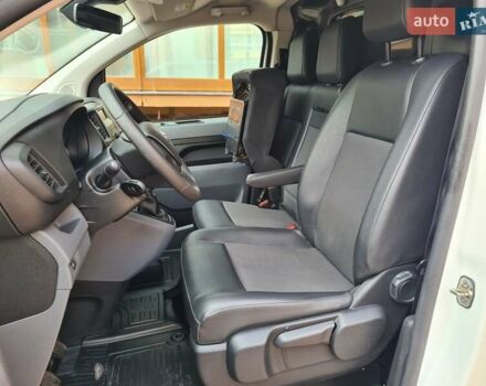 Білий Тойота Proace, об'ємом двигуна 2 л та пробігом 207 тис. км за 16999 $, фото 32 на Automoto.ua