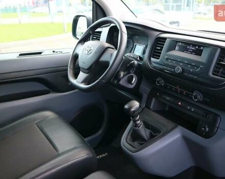 Белый Тойота Proace, объемом двигателя 2 л и пробегом 22 тыс. км за 29454 $, фото 7 на Automoto.ua