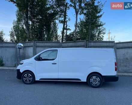 Белый Тойота Proace, объемом двигателя 0 л и пробегом 49 тыс. км за 20900 $, фото 7 на Automoto.ua