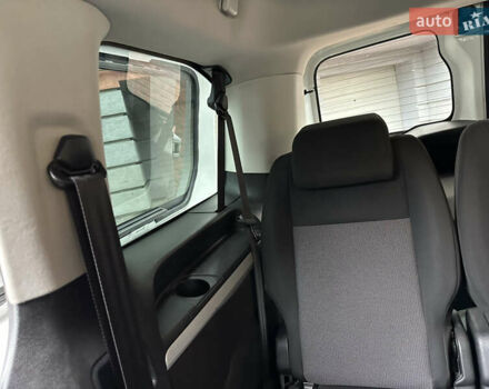 Тойота Proace 2021 у Івано-Франківську на Automoto.ua Білий Тойота Proace, об'ємом двигуна 2 л та пробігом 114 тис. км за 19950 $, фото 164 на Automoto.ua