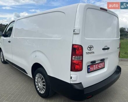 Белый Тойота Proace, объемом двигателя 2 л и пробегом 65 тыс. км за 18999 $, фото 6 на Automoto.ua
