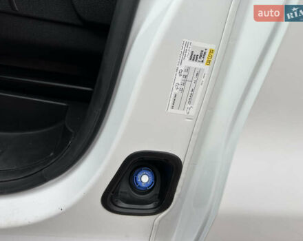 Тойота Proace 2021 у Івано-Франківську на Automoto.ua Білий Тойота Proace, об'ємом двигуна 2 л та пробігом 114 тис. км за 19950 $, фото 118 на Automoto.ua