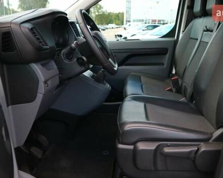 Белый Тойота Proace, объемом двигателя 2 л и пробегом 22 тыс. км за 29383 $, фото 6 на Automoto.ua